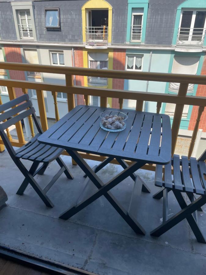 Appartement Avec Balcon Vue Mer, Tout Equipe Mers-les-Bains Luaran gambar