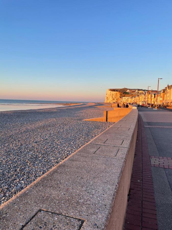 Appartement Avec Balcon Vue Mer, Tout Equipe Mers-les-Bains Luaran gambar