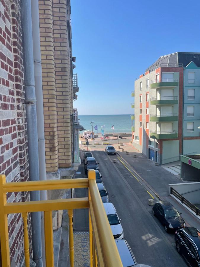 Appartement Avec Balcon Vue Mer, Tout Equipe Mers-les-Bains Luaran gambar